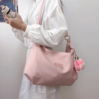 Высококачественная зимняя женская сумка, молодежная мода, универсальная трендовая сумка через плечо, большая вместительность, однотонная легкая сумка через плечо.