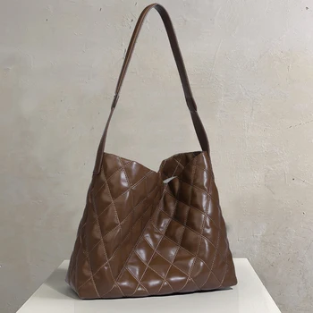 Женская сумка-слинг большой емкости в английском стиле, роскошная дизайнерская сумка-портмоне 2023, новинка из полиуретана в виде ромба с внутренним карманом на плече