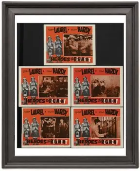 Плакат в рамке Лорел и Харди Герои полка открытки в вестибюле Рамка для фотографий 16x12 дюймов Плакат