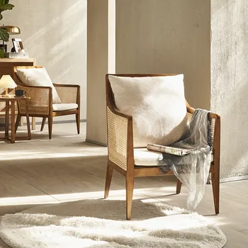Скандинавские диваны-кресла из массива дерева, балконы, плетеные стулья из ротанга для отдыха пожилых людей, набор из трех предметов, отели с проживанием в семье, одноместный номер
