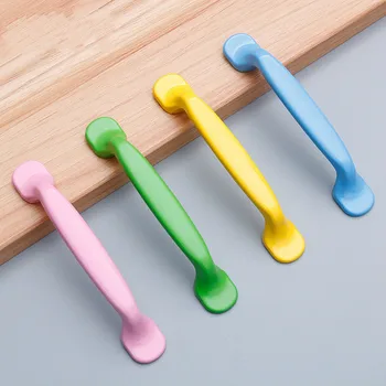 Современные простые алюминиевые Разноцветные мебельные ручки для детской комнаты, дверные ручки шкафов, ручки ящиков, ручки для гардероба, украшения для дома